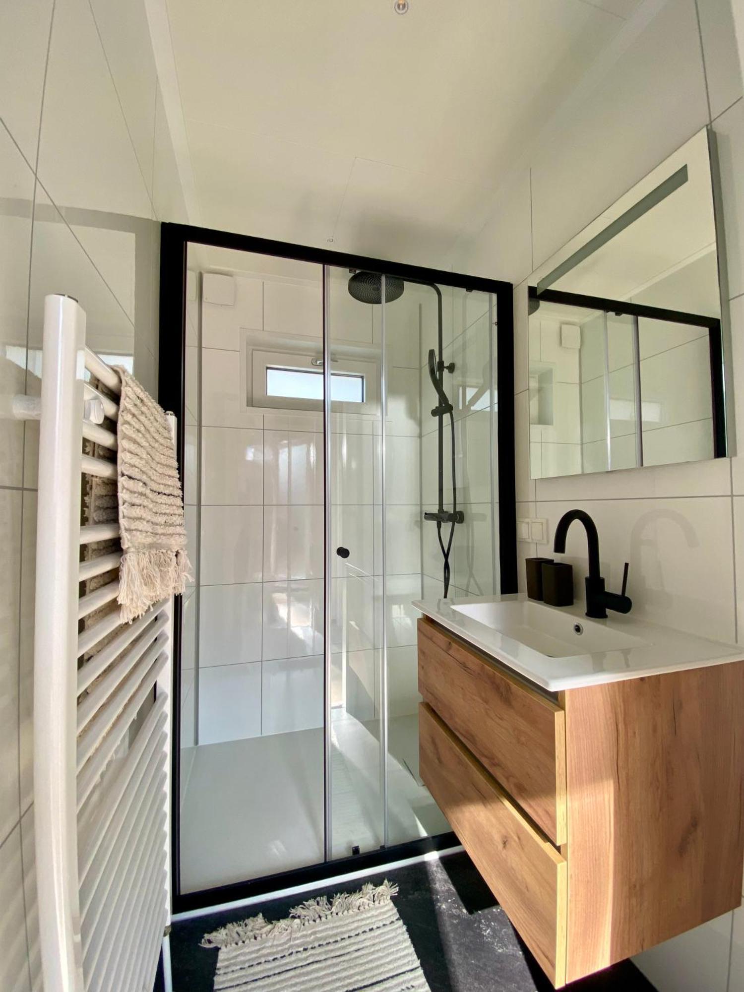 Tinyhouse Grasmus Villa Nunspeet Eksteriør billede